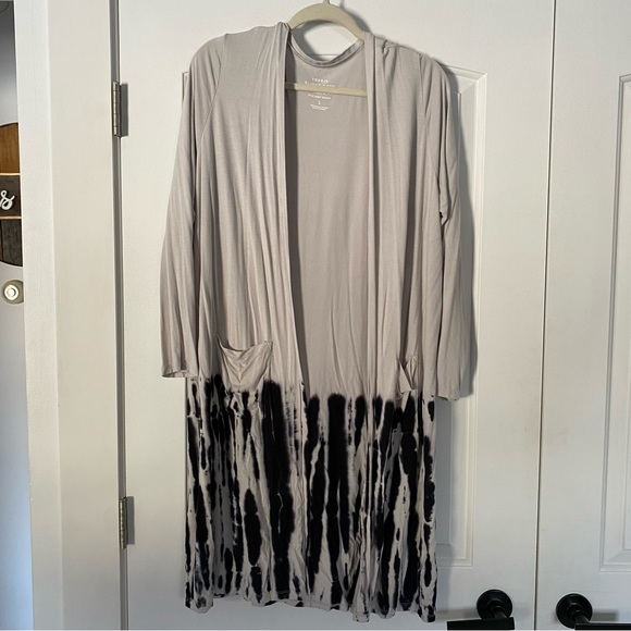 Torrid Super Soft Knits Grey Black Tie Dye Duster Cardigan Size 1X - Picture 4 of 8